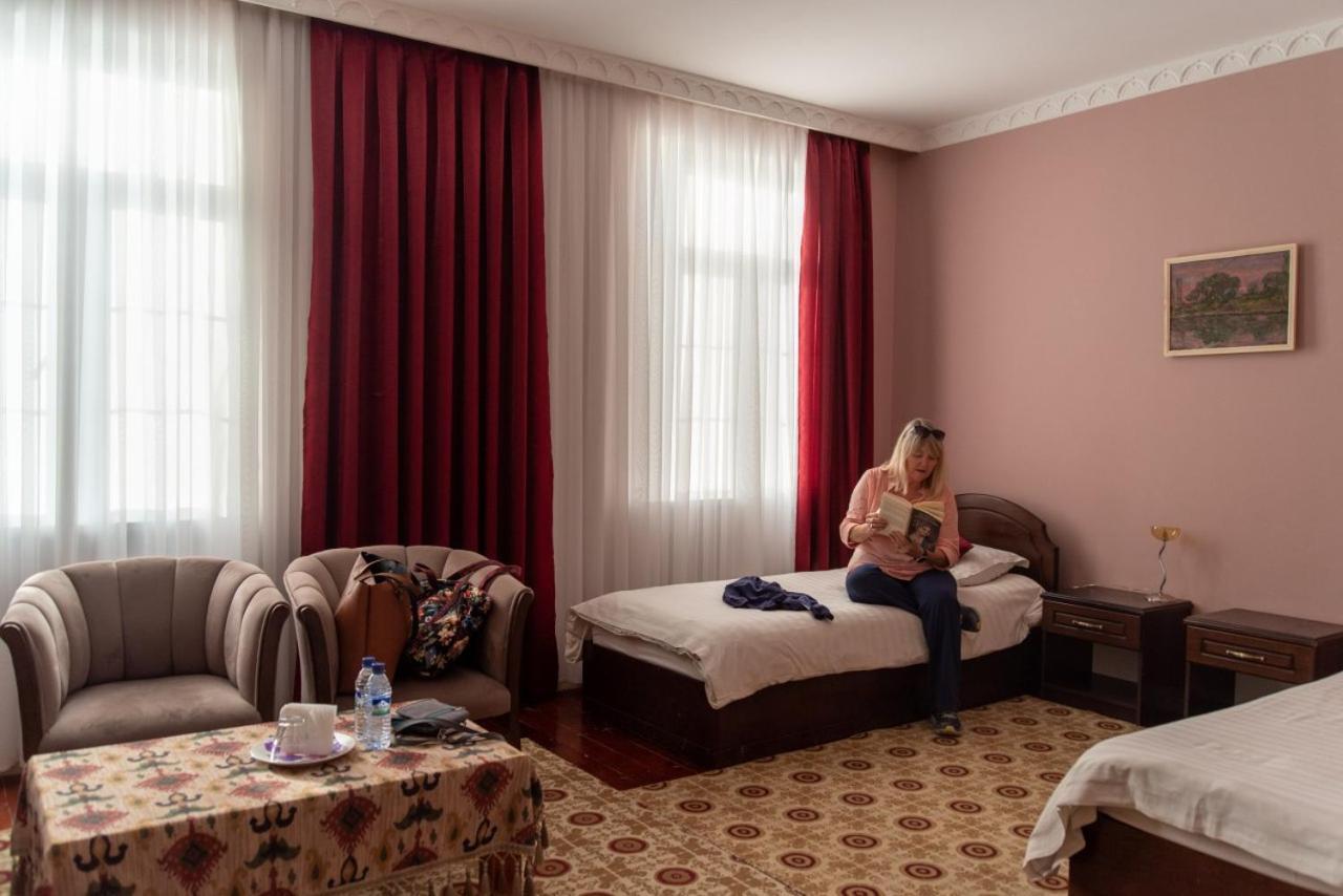 Hotel Jipek Joli Nukus Dış mekan fotoğraf